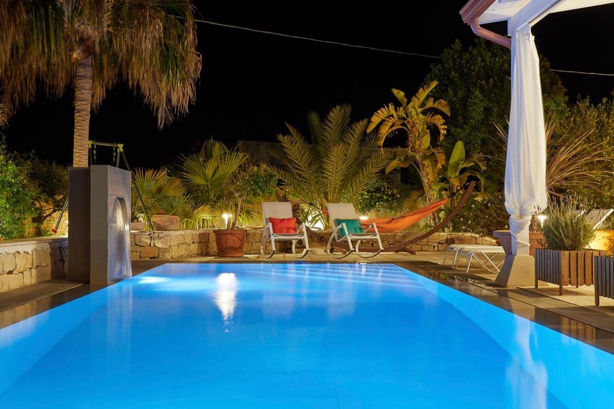 Villa Zamia Con Piscina Santa Maria Del Focallo Buitenkant foto